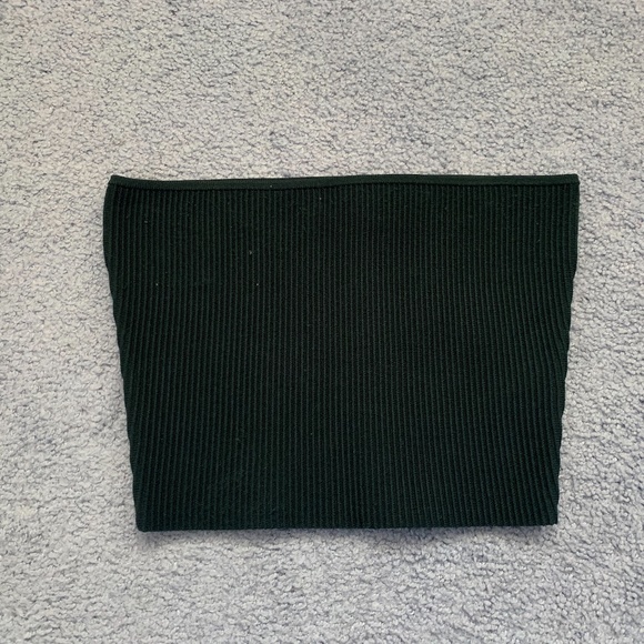 Aritzia Tops - Aritzia Babaton Essamba Tube Top